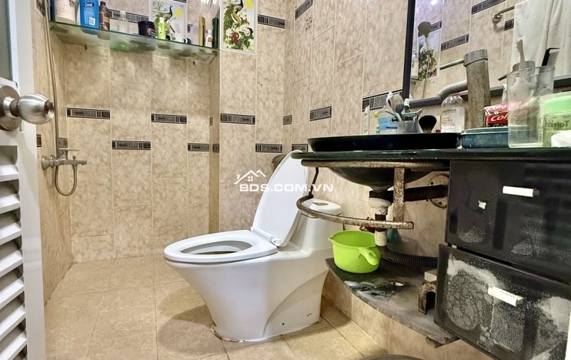 Mặt Tiền P.4 Tân Bình, Gần BV Thống Nhất Bảy Hiền, Giáp Quận 10 3. 76m2, 5Tầng chỉ 13.5 tỷ .